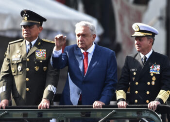 Ucrania: López Obrador critica que ‘distorsionaran’ su plan de paz para Ucrania y le colocaran junto a Rusia