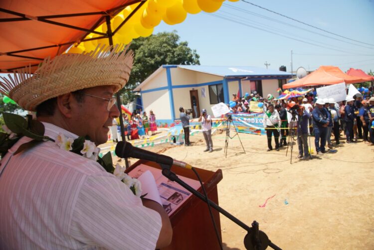 Arce apunta a la unidad de organizaciones sociales para que su gobierno esté ‘fuerte’
