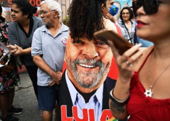 Un hombre mata a puñaladas a un simpatizante de Lula en Brasil