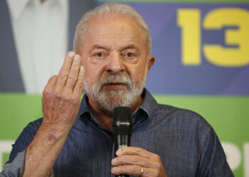 Lula espera que Bolsonaro ‘acepte’ resultado si es derrotado en elección brasileña