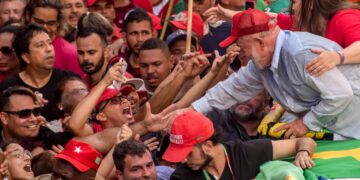 Lula apela al voto de quienes Bolsonaro llamó ‘analfabetos’: ‘Es una cuestión de honor’