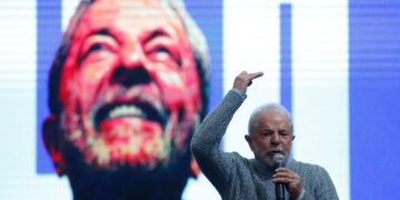 Lula niega que los analfabetos lo hicieron ganar en Brasil, como dice Bolsonaro