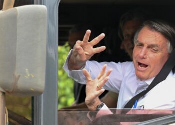 Lula destaca video en que Bolsonaro dice que comería carne humana