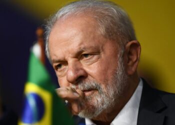 El presidente electo de Brasil, Luiz Inácio Lula da Silva, viajará a la COP27, en Egipto, con el compromiso de salvar la Amazonía, en lo que será su primer viaje internacional tras su victoria del 30 de octubre. Foto: AFP.