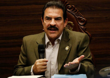 Manfred Reyes Villa