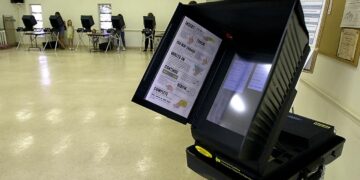 Mapa electoral considerado perjudicial a los negros divide a Corte Suprema en EEUU
