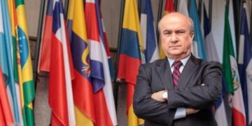 El español Mariano Jabonero, reelegido secretario general de la OEI.