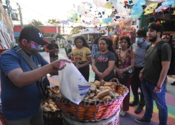Las marraquetas no solo brillaron en la Expocruz, ahora se venderán indefinidamente en Santa Cruz
