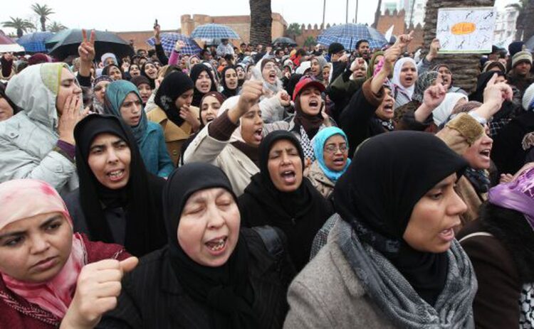 La temática del aborto gana nuevo protagonismo en Marruecos desde la muerte, a principios de septiembre, de Meriem, una adolescente de 14 años a quien se le practicó una interrupción voluntaria del embarazo clandestina. Foto: AFP.