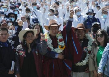 Se confirman 24 casos de coqueluche y Auza critica al gobernador Camacho por no atender el brote