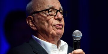 Murdoch pareció darle la espalda a Donald Trump, calificándolo de "perdedor" que muestra "un juicio cada vez más pobre".
