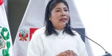 La Fiscalía de Perú abrió una investigación preliminar contra la ministra de Cultura, Betssy Chávez, por diferentes delitos.