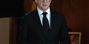 Primer ministro australiano dice que ser república no es prioridad
