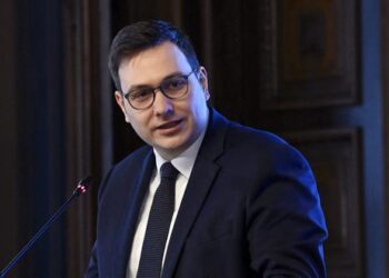 República Checa prohíbe la entrada de ciudadanos rusos con visados del espacio Schengen
