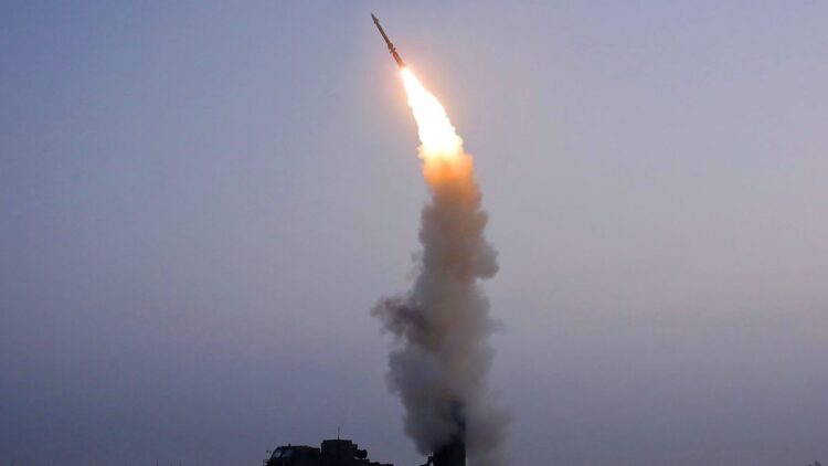 Corea del Norte dispara nuevos misiles, ya van siete en dos semanas