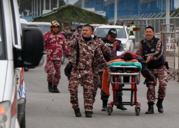 Nuevos choques entre reclusos tras motín carcelario que dejó 15 muertos