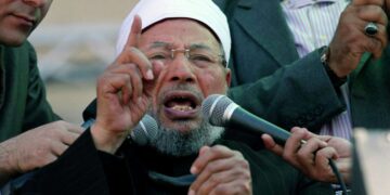 Muere a los 96 años el influyente clérigo Yusuf al Qaradaui, considerado líder espiritual de Hermanos Musulmanes