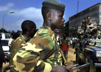 Congo condena a muerte a dos coroneles por matar a dos mineros chinos