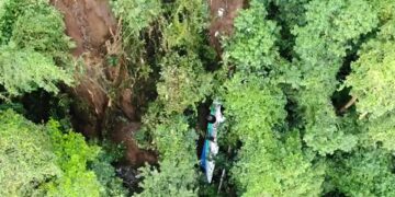 Nueve muertos tras caída de autobús a precipicio en Costa Rica