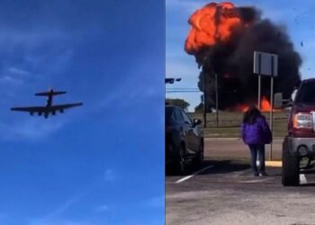 Dos imágenes consecutivas donde dos aviones de la segunda Guerra Mundial chocan en show aéreo. Foto: AFP.