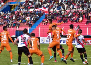 Nacional Potosí gana a Royal Pari y es cuarto en la acumulada