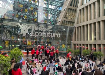Concierto de la Coral y regalos en la Navidad de Ecofuturo