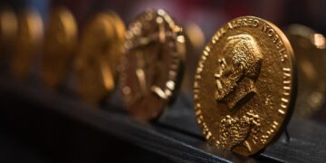 La Fundación Nobel excluye de la ceremonia de entrega de premios a los embajadores ruso y bielorruso en Suecia