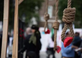 El preso iraní, Nematolá Barahuyi, habría sido ahorcado en la prisión de Zahedán pese a que ya estaba muerto.