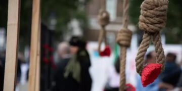 El preso iraní, Nematolá Barahuyi, habría sido ahorcado en la prisión de Zahedán pese a que ya estaba muerto.