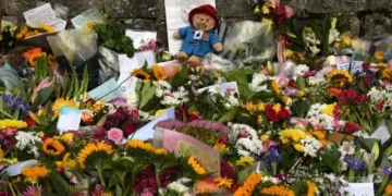 El oso Paddington, convertido en símbolo de los homenajes a Isabel II