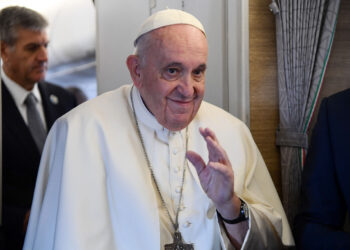 El Papa celebrará una misa en la que participarán cientos de indigentes y después almorzará con todos ellos.