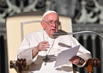 El Papa pide al mundo aprender de la historia ante las amenazas de guerra nuclear