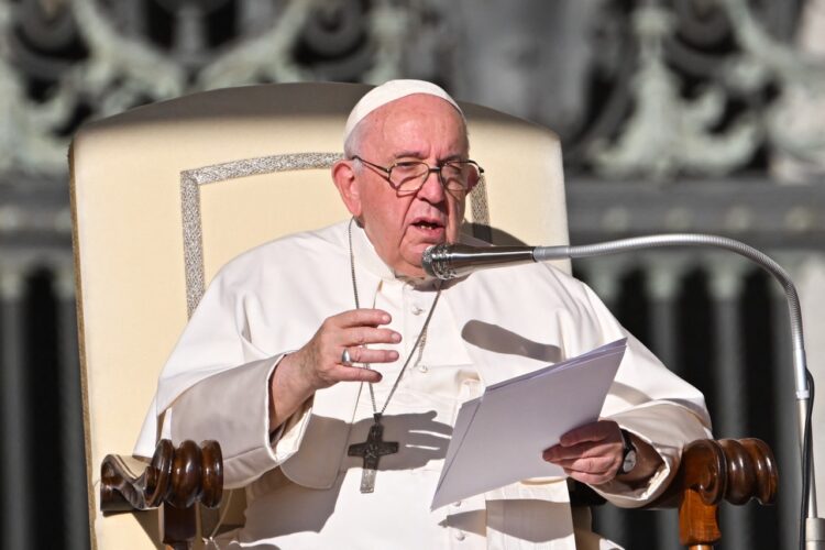 El Papa pide al mundo aprender de la historia ante las amenazas de guerra nuclear