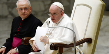 Papa Francisco alaba tasas progresivas de impuestos y ‘pacto fiscal’ en Italia