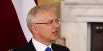 El primer ministro, Krisjanis Karins.