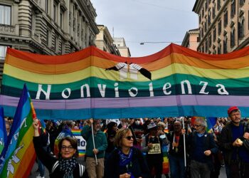 Miles piden paz por Ucrania. Foto: AFP