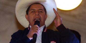 La oposición peruana presenta una nueva denuncia contra Castillo.
