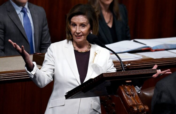 Pelosi, ha reconocido que el asalto que sufrió su marido, Paul, no le motivó a renunciar al liderazgo en la Cámara Baja.
