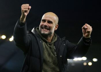 pep guardiola_renueva_manchester city