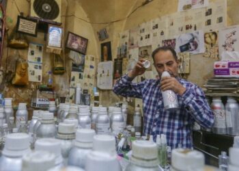 En el viejo Damasco, un perfumista recrea las mejores y lujosas fragancias