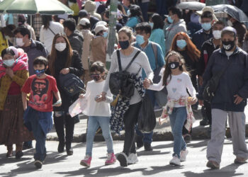Choquehuanca: Hoy muchos estamos con barbijos; nos han metido miedo