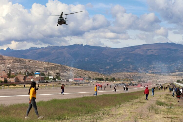 Cancillería habilita fondo de ‘gestoría consular’ para asistir a connacionales parados en Perú