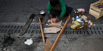 Pobreza en Argentina llegó a 36,5% en primer semestre 2022