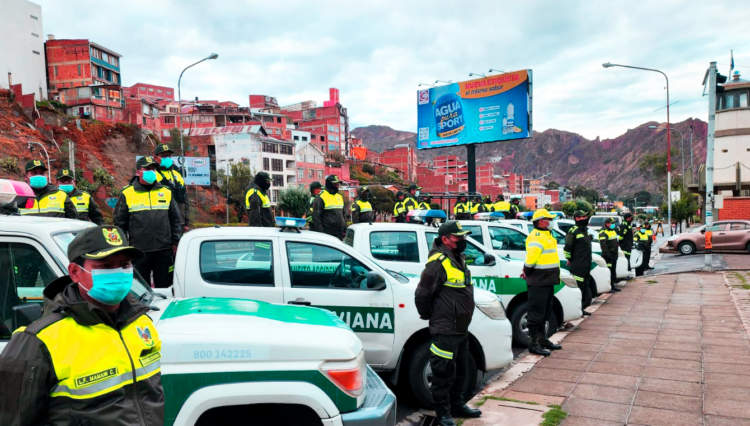 Por fiestas de fin de año, la Policía refuerza con 3.000 efectivos la seguridad en La Paz