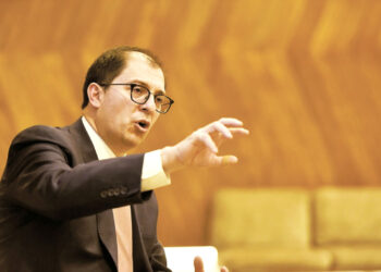 Solo una fiscalía autónoma le hará bien a la democracia