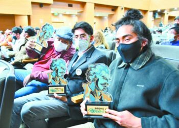Ganadores de la anterior versión de los Premios Eduardo Abaroa. Foto: Ministerio de Culturas.