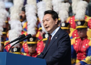 El presidente de Corea del Sur advierte de que Corea del Norte amenaza con sus armas nucleares ‘a todo el mundo’