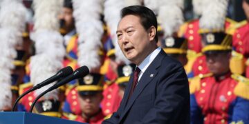 El presidente de Corea del Sur advierte de que Corea del Norte amenaza con sus armas nucleares ‘a todo el mundo’
