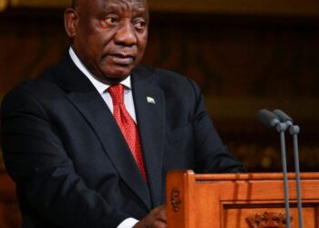 Ramaphosa cancela su discurso a la nación tras el robo en su granja.