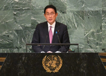 Primer ministro japonés dice estar dispuesto a reunirse con líder norcoreano